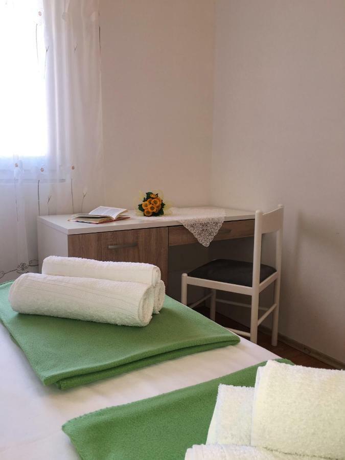 Apartment Marica Posedarje Bagian luar foto