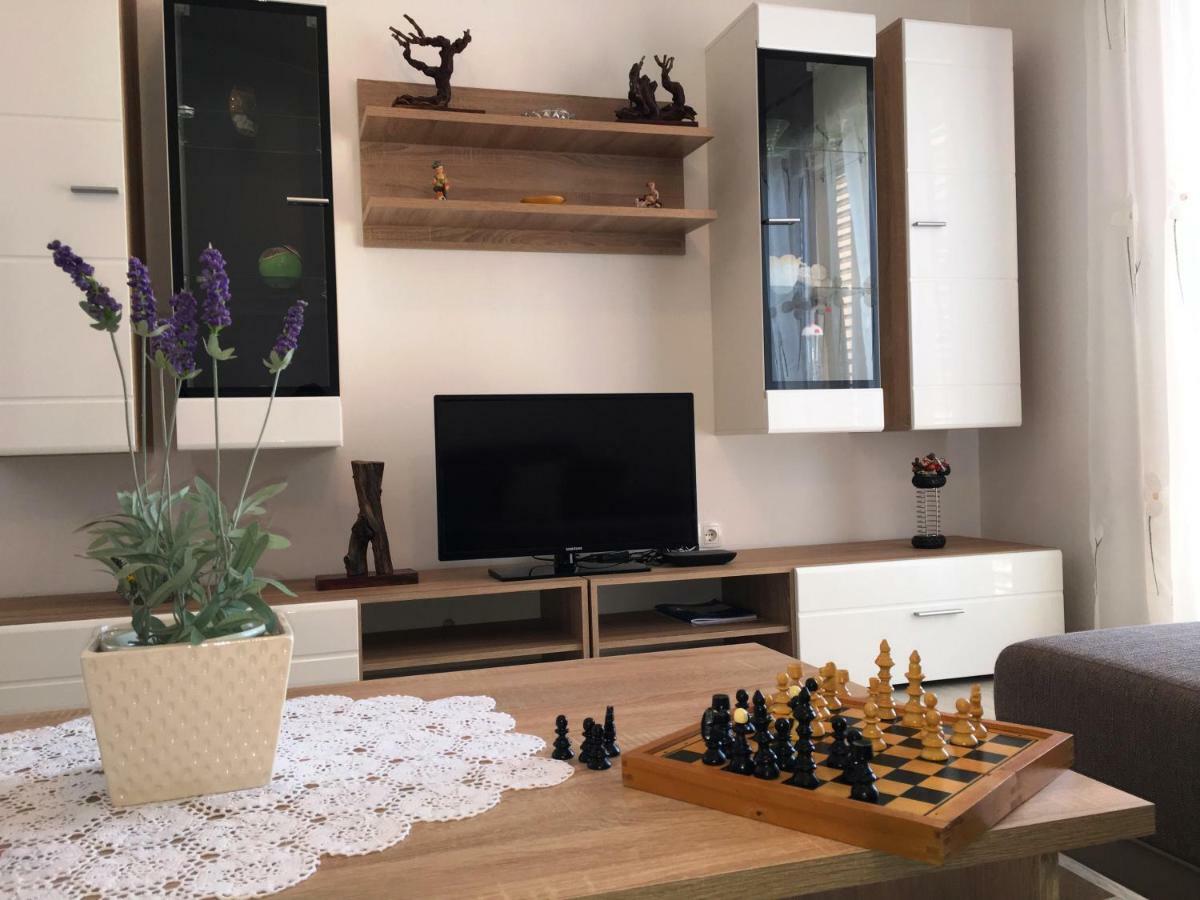 Apartment Marica Posedarje Bagian luar foto